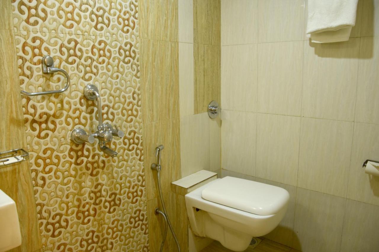 מומביי Hotel Galaxy Comforts מראה חיצוני תמונה